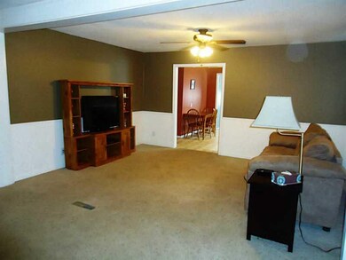 341 N Cherry St, Columbus, IN 47201 - photo 3