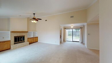 402 Summit Cir, Fredericksburg, TX 78624 - photo 5