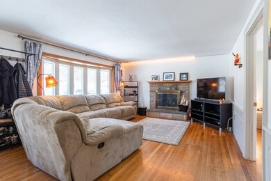 25 Watson St, Nashua, NH 03064 - photo 2