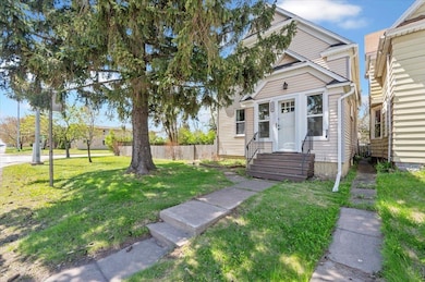 2127 Tower Ave, Superior, WI 54880 - photo 2