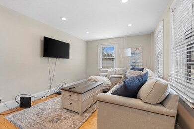 998 Chestnut St unit 1, Newton Upper Falls, MA 02464 - photo 5