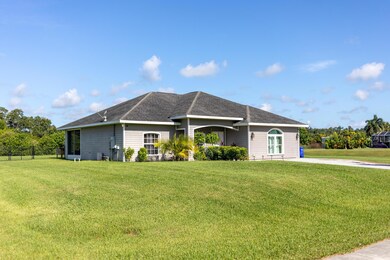 1402 SE 12th Dr, Okeechobee, FL 34974 - photo 4