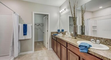 31597 Sun Kettle Loop, Wesley Chapel, FL 33545 - photo 4