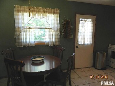2924 High Point Dr, Davenport, IA 52806 - photo 7