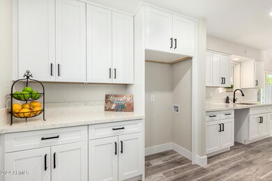 155 N 58th St, Mesa, AZ 85205 - photo 5