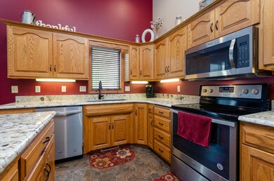 27 Kitchen