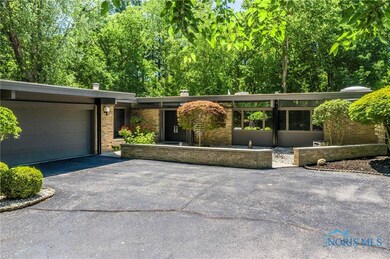 5124 Corey Rd, Toledo, OH 43623 - photo 2