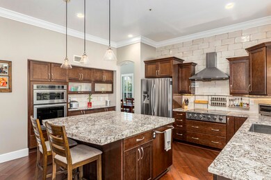 Gourmet Kitchen