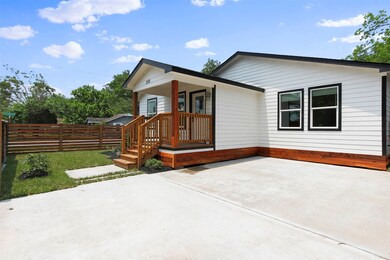 201 Luther St, Houston, TX 77076 - photo 4