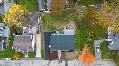 103 Champlin Place N, Newport, RI 02840 - photo 6