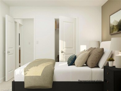 5627 Hydrangea St, Winston Salem, NC 27104 - photo 4