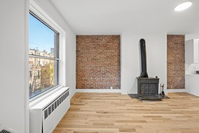 145 W 80th St unit 4R, New York, NY 10024 - photo 2