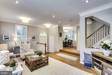 2256 Journet Dr, Dunn Loring, VA 22027 - photo 4