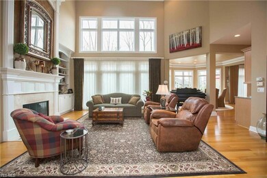 560 Club Dr, Aurora, OH 44202 - photo 3