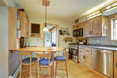 124 Washington St, Oregon, WI 53575 - photo 2