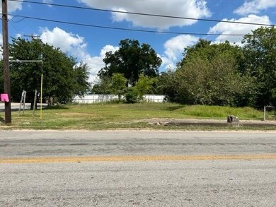 7508 Navigation Blvd, Houston, TX 77012 - photo 4