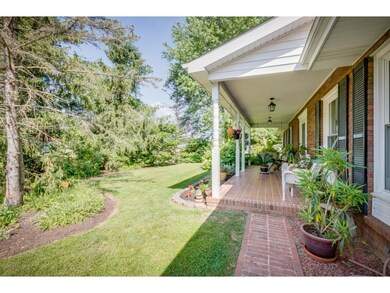 102 E 5th Ave, Watauga, TN 37694 - photo 4