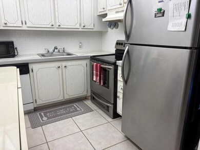 124 Dorset C unit 124 C, Boca Raton, FL 33434 - photo 5