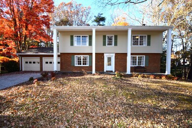 5705 Penguin Dr Cave Spring VA-large-001