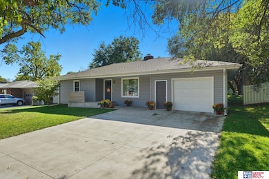 6701 Adams St, Lincoln, NE 68507 - photo 3