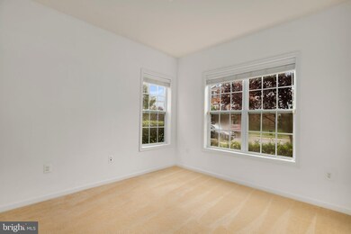 23083 Weybridge Square, Ashburn, VA 20148 - photo 6