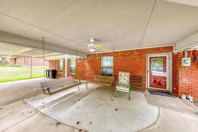 1420 W Ball St, Weatherford, TX 76086 - photo 4