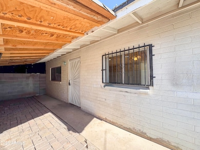 1927 E Sheridan St unit B, Phoenix, AZ 85006 - photo 2