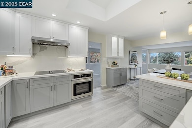 2900 Tice Creek Dr unit 1 & 3, Walnut Creek, CA 94595 - photo 5