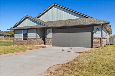 1932 Eli Ave, Tuttle, OK 73089 - photo 4