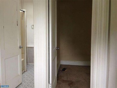 318 Wolfenden Ave, Darby, PA 19023 - photo 6
