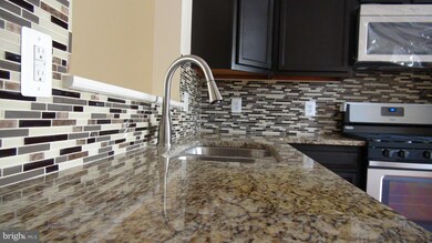 306 Park Cove Dr, Stafford, VA 22554 - photo 4