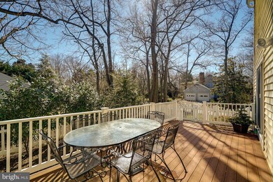 113 E Lake Dr, Annapolis, MD 21403 - photo 2