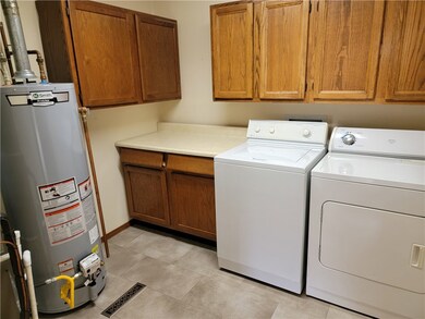 406 W Saint Louis Ave unit B, Effingham, IL 62401 - photo 7