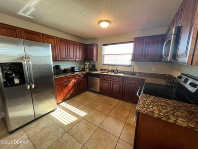 357 Plaza Blvd, Daytona Beach, FL 32118 - photo 7