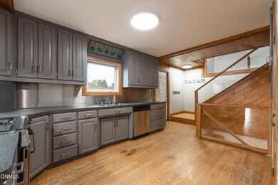 1110 W Main St, Mandan, ND 58554 - photo 6