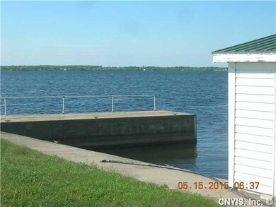 Waterfront/Dock/Pier