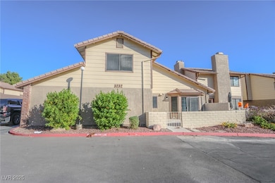 3232 Dayflower St unit 4, Las Vegas, NV 89121 - photo 2