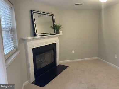 15458 Windsong Ln, Dumfries, VA 22025 - photo 2