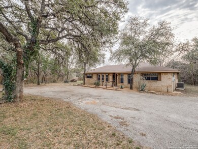 11108 Baxtershire, Helotes, TX 78023 - photo 2