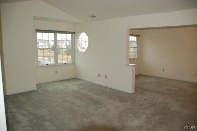 116 Lindfield Cir, Macungie, PA 18062 - photo 3