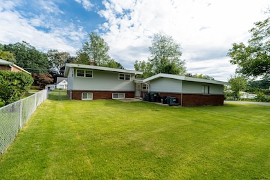 237 Osborne Rd, Albany, NY 12205 - photo 7