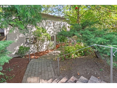 9855 SW 25th Ave, Portland, OR 97219 - photo 2