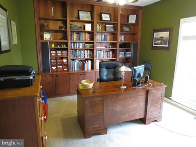 15517 Hillview Ct, Culpeper, VA 22701 - photo 6