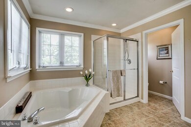 42086 Cherish Ct, Aldie, VA 20105 - photo 6