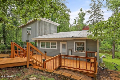 02-107 Lakeview Cir