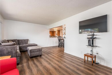 1773 N 6th St-006-6-Living Room-MLS_Size