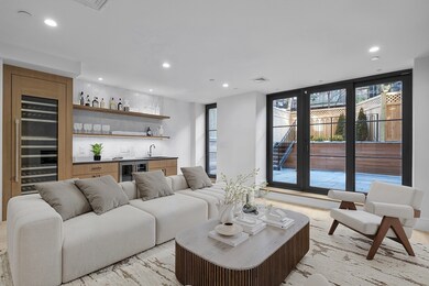 18 Milford St unit 1, Boston, MA 02118 - photo 4