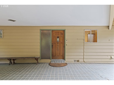 3333 SW Arnold St, Portland, OR 97219 - photo 4