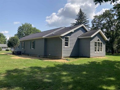 9 Sealy Dr, Potsdam, NY 13676 - photo 4