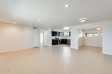 10037 N Balboa Dr, Sun City, AZ 85351 - photo 3